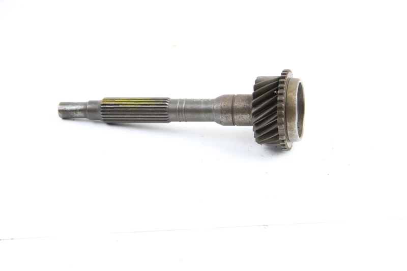 4th Gear Input 32200-25N95 for NISSAN 4X4 86-93