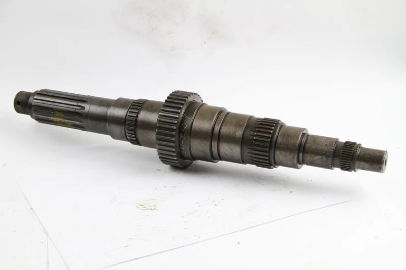 Mainshaft 32241-Z5019 for NISSAN